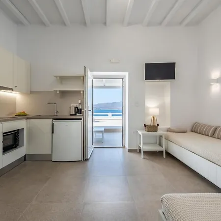 Anemi Suites Adamantas  Exterior photo
