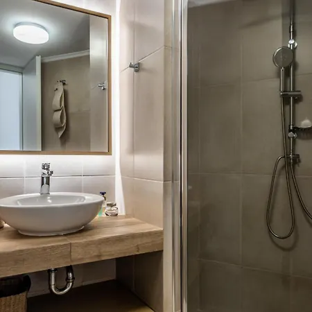 Anemi Suites Adamantas  Room photo